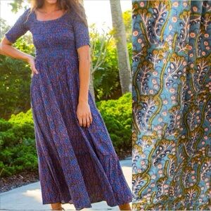 Natural Life Daisy Midi Dress Smocked Floral Short Sleeve Tiered Hem Medium